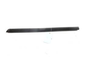 670030048 Maserati Ghibli Front Left Side Door Window Inner Weatherstrip Seal Oem 2014-20 670030048 Maserati Ghibli Front Left Side Door Window Inner Weatherstrip Seal Oem 2014-20