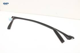 670295991 Maserati Grecale Front Right Door Window Glass Run Channel Seal Oem 2023 - 2024