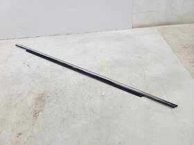 Tk48-50-650 Mazda 16-23 Cx-9 Cx9 Front Left Side Door Window Belt Molding Weatherstrip Oem