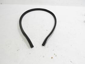 Mercedes A2318870098 13-19 Sl550 R231 2013 Front Hood Engine Bay Weatherstrip Rubber Seal