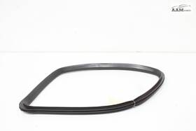 1666806501 Mercedes-benz 166 680 65 01 2015-16 Gl450 X166 Rear Left Side Quarter Glass Weatherstrip Seal Oem