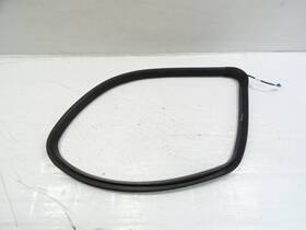 1666808900 Mercedes-benz X166 Gl450 Seal Quarter Window Left