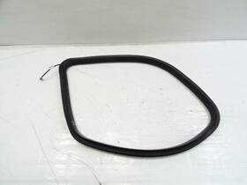 1666809000 Mercedes-benz X166 Gl450 Seal Quarter Window Right