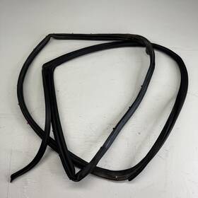 2037371530 Mercedes-benz 2001-2007 W203 C350 Rear Left Door Outer Weatherstrip Seal