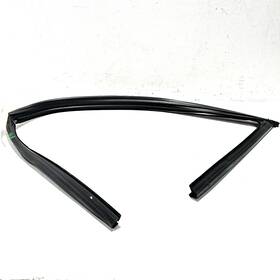 221-725-36-25 Mercedes-benz 221-725-02-25 07-13 S550 W221 Front Right Door Window Glass Run Channel Seal Oem