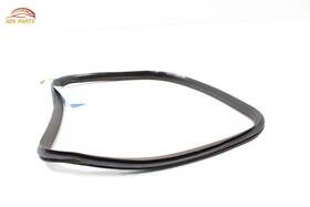 A1647680624 Mercedes-benz Gl450 X164 Rear Right Quarter Glass Weatherstrip Seal Oem 2007 - 2012