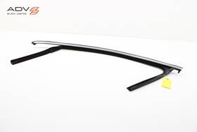 A1777252100 Mercedes-benz A220 V177 Front Left Door Window Glass Run Channel Seal Oem 2019-2022 A1777252100 Mercedes-benz A220 V177 Front Left Door Window Glass Run Channel Seal Oem 2019-2022