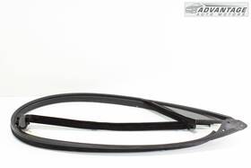 A2076730321 Mercedes-benz 2012-2014 E350 C207 Rear Left Quarter Glass Weatherstrip Seal Oem
