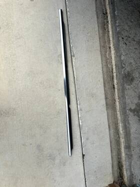 A2127350165 Mercedes-benz 2010 W212 E350 Rear Door Window Exterior Chrome Belt Left Side Oem