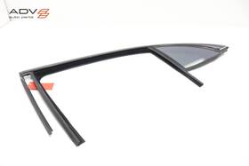 Mercedes-benz A2227301700 2018 - 2020 S560 W222 Rear Left Window Run Channel Seal And Glass Oem