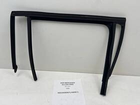 Mercedes-benz A2537350425 2016-2022 Glc300 X253 Rear Right Door Window Glass Run Channel Seal Oem