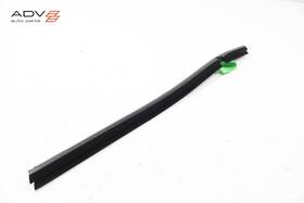 Mercedes-benz A2547351800 2023-25 Glc300 X254 Rear Right Door Window Inner Weatherstrip Seal Oem