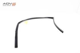 A4477200017 Mercedes-benz 2016 - 2023 Metris W447 Front Left Side Door Glass Run Channel Seal Oem