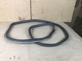 Op468 Mercedes 8.5-8.22 957 C63 S W205 2015 Rear Trunk Hatch Seal Weather Strip Rubber 15-20 O