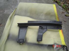 51810881 Mopar 2015-2022 Ram Promaster City Front Right Passenger Side Window Run Channel Oem