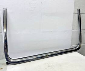68406391ah Mopar 2022-25 Jeep Wagoneer Rear Driver Side Door Chrome Belt Molding Oem
