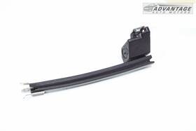 80386-6ca0a Nissan 2019-2020 Altima Front Right Door Run Channel Window Regulator Guide Oem