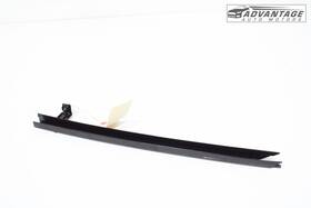 82217-6ta0a Nissan 2022-2025 Pathfinder Rear Left Door Panel Window Sash Channel Guide Oem