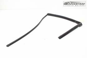 R91-5r0j-tm5 Nissan 2018-2024 Kicks Rear Right Side Door Window Run Channel Seal Oem