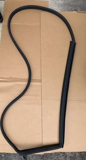 77-84317 Oem Aston Martin Db7 Vantage Coupe Left Driver Weather Strip Door Seal