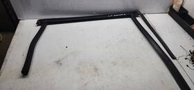 J54s25825a Oem 2017-2019 Ford Escape Rear Left Door Window Weatherstrip Seal 2c12