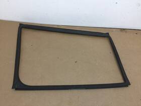Porsche 151f Panamera Rear Right Passenger Door Glass Guide Seal Window 10 - 16 Y