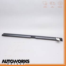 7p5839472c Porsche 11-18 Cayenne 958 Rear Right Door Window Inner Weatherstrip Seal Oem