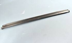 958-559-478-02 Porsche 11-18 Cayenne Rear Right Passenger Side Door Belt Weather Strip Seal Oem 958-559-478-02 Porsche 11-18 Cayenne Rear Right Passenger Side Door Belt Weather Strip Seal Oem