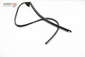 99653708607 Porsche 1999-2005 911 Carrera Right Door Window Outer Belt Weatherstrip Seal Oem