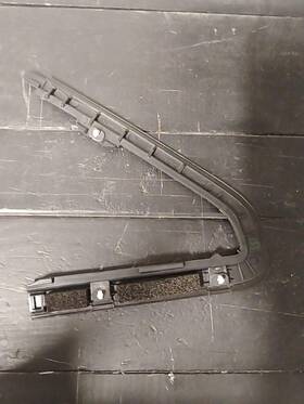 Ram 68290781 2019-2026 1500 Front Door Window Corner Applique Molding Trim Driver Lh Oem