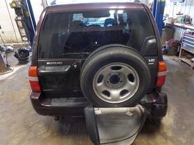 279-56614r Suzuki Passenger Right Rear Door Vent Glass Xl-7 Fits 01-06 Vitara 9868848