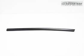1080681-01-i Tesla 2017-2023 Model 3 Front Left Driver Side Door Panel Window Seal Oem