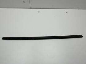 1495712-00-c Tesla Model Y Rear Driver Side Door Window Outer Belt Seal Left Lh Oem 2020-2023