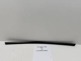 Tesla 1495713-00-b 2020-2024 Model Y Rear Right Door Outer Belt Window Seal Oem