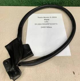 1615100 Tesla 2021-2024 Model S Plaid Rear Passenger Side Door Rubber Seal Right Rh