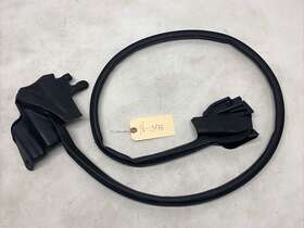 Tmsd-v02 Tesla 2012-2021 Model S Ms Front Right Door Window Weather Strip Rubber Seal Oem