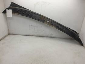 55708-0c010 Toyota 00 01 02 03 04 05 06 Tundra Cowl Vent Panel
