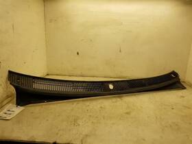 55708-0c030 Toyota 01 02 Sequoia Cowl Vent Panel