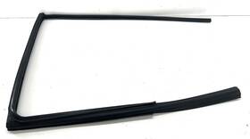68142-35011 Toyota 1996-02 4runner Right Rear Passenger Window Glass Run Channel