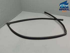 68151-0r060 Toyota Rav4 Front Left Driver Door Window Glass Run Channel Seal Oem 2019-2025