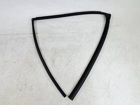 6815247052 Toyota 2021 Prius Prime Rear Door Window Glass Run Channel Seal Left Side Oem