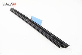 68171f4011 Toyota 2018 - 2022 C-hr Front Right Door Window Inner Belt Weatherstrip Seal Oem