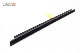 Toyota 681720e140 24-25 Grand Highlander Front Left Door Window Inner Weatherstrip Seal Oem
