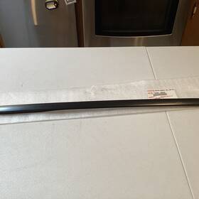 75504-0e020 Toyota Genuine Side Molding