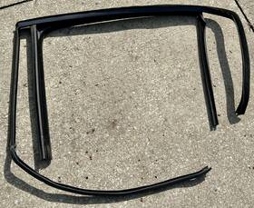 5gm-839-431-j-5ap Volkswagen 5gm839431j5ap Mk7 2015-2021 Golf Gti Rear Left Window Channel / Seal