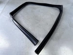 Land Rover Discovery L462 2017-22 Rear Right Door Rubber Seal Strip HY3225766A. Fixed Price $67.16.