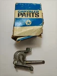 1969-1970 Dodge Chrysler Plymouth C-body Left Vent Window Regulator 2935447 Nos.. Fixed Price $118.11.