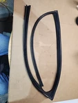 Lexus ES300H ES350 Rear Right Door Window Glass Run Channel Seal Oem 2013-2018. Fixed Price $29.00.