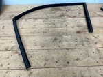 04-10 Bmw E60 530I 525I 550 Front Left Door Guide / Window Seal 7033799 Oem. Fixed Price $18.74.
