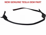 16 21 Tesla Model X Front Inner Belt Seal Rh Oem 1472045-00-B. Fixed Price $105.00.